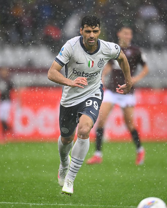 都灵客场失利,降级阴影笼罩的简单介绍 都灵客场失利,降级阴影笼罩的简单介绍