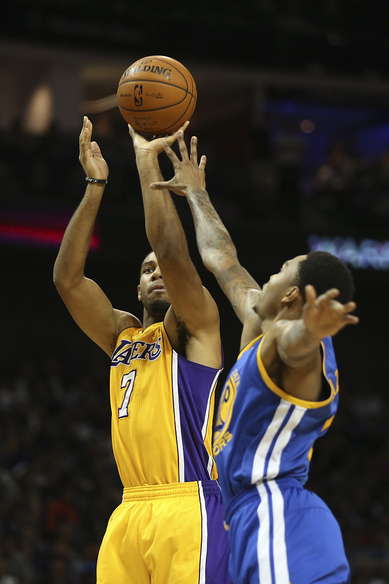 九游体育网页版-包含对抗激烈，双方反复激战至终场的词条