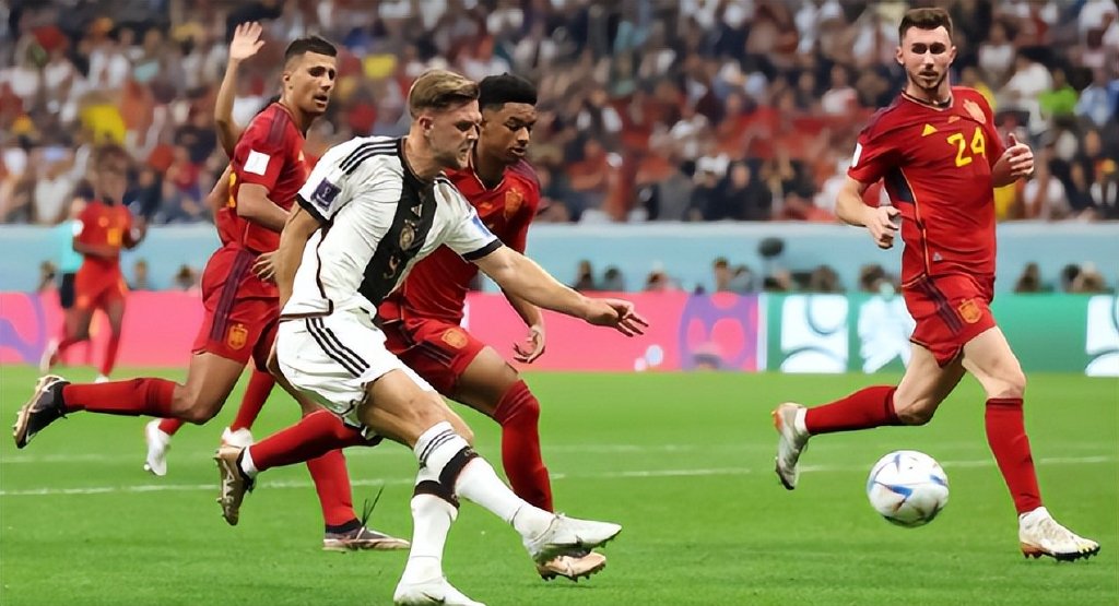 关于瑞士鏖战克罗地亚，小组排名逐渐攀升的信息