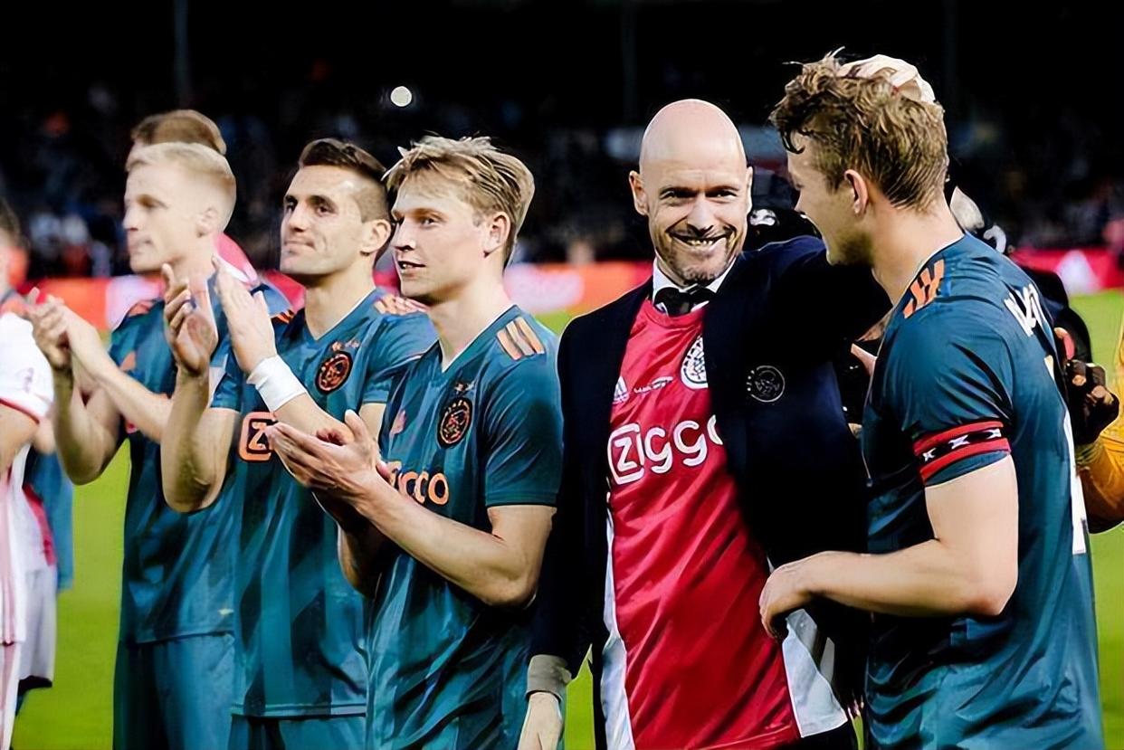 九游体育网站-阿贾克斯勇冠欧陆，蓄力冲向欧冠的简单介绍