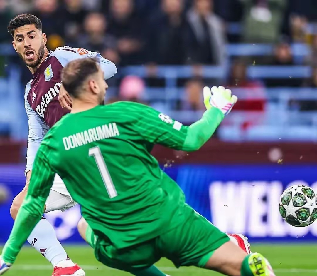 诺维奇客场战胜阿斯顿维拉,取得翻盘胜利 诺维奇客场战胜阿斯顿维拉,取得翻盘胜利