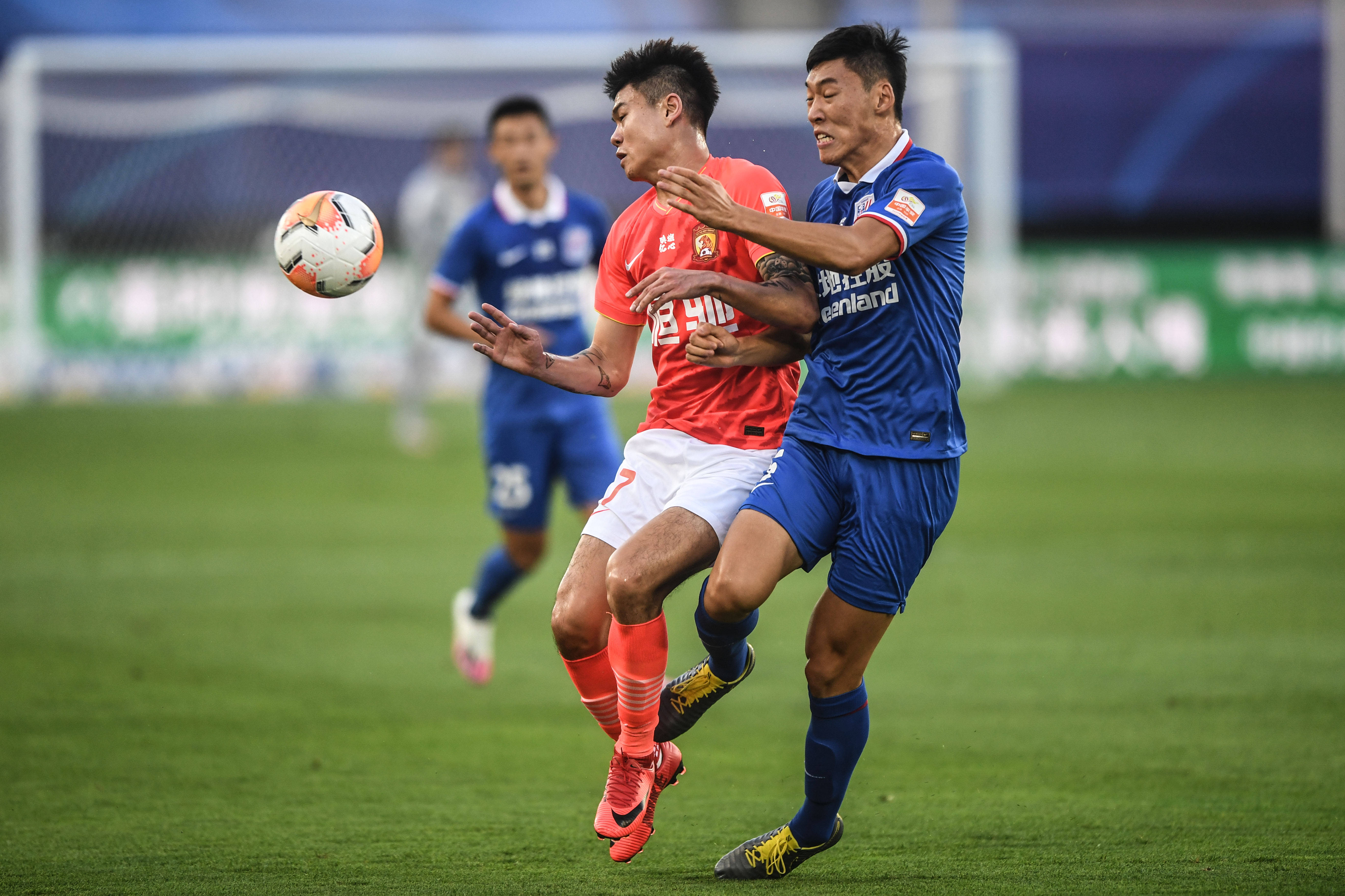 包含广州恒大进攻犀利毫不停顿:是否能一路高歌猛进?的词条 包含广州恒大进攻犀利毫不停顿:是否能一路高歌猛进?的词条