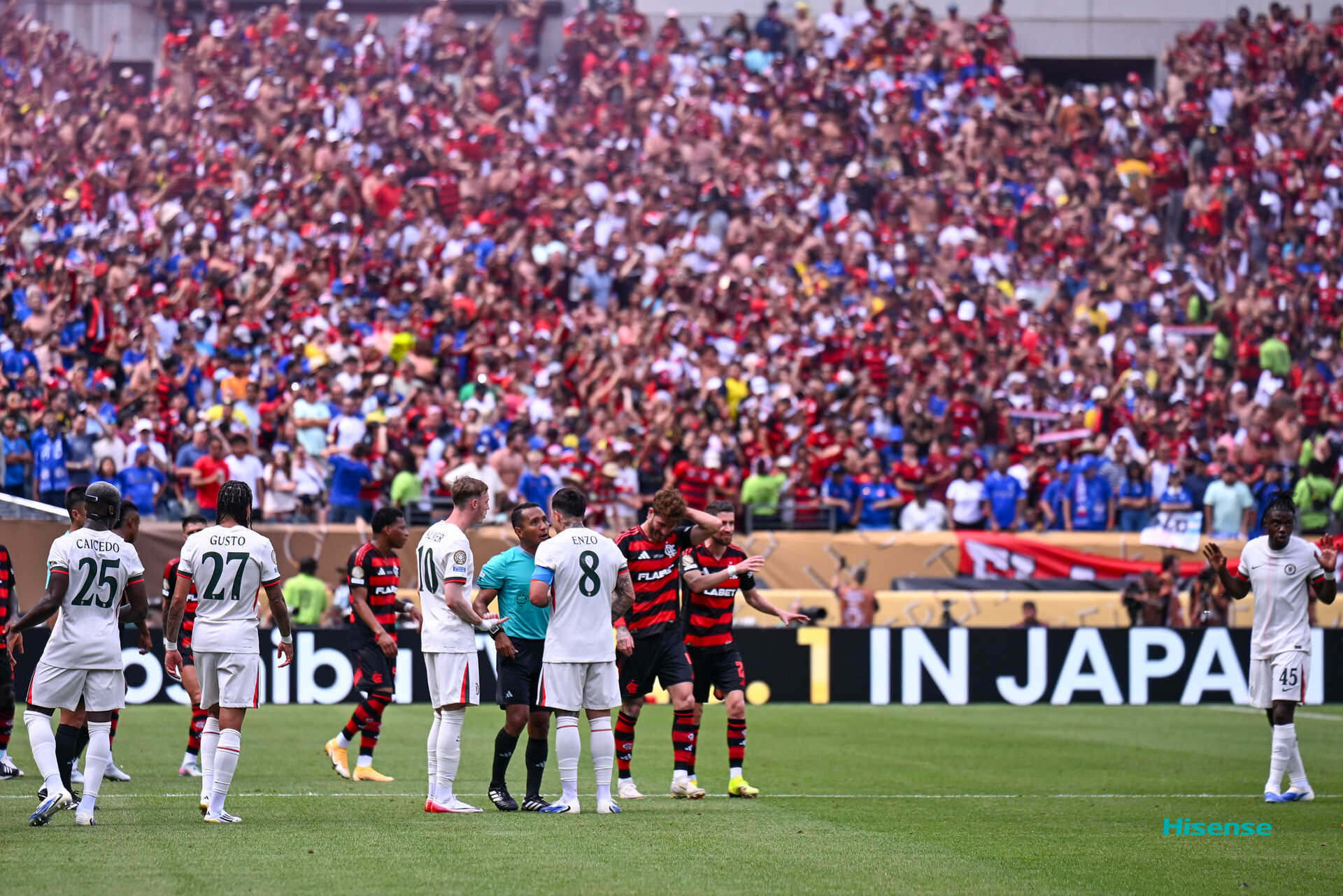 包含切尔西客场力克对手，挺进欧冠四强的词条