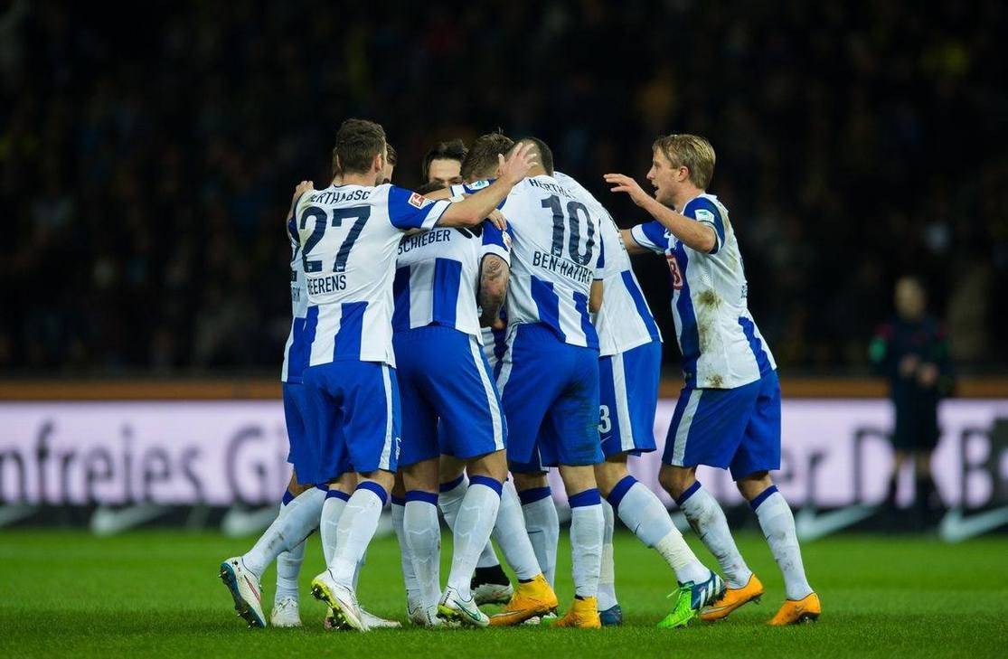 沙尔克将在客场挑战多特蒙德,全力以赴 沙尔克将在客场挑战多特蒙德,全力以赴