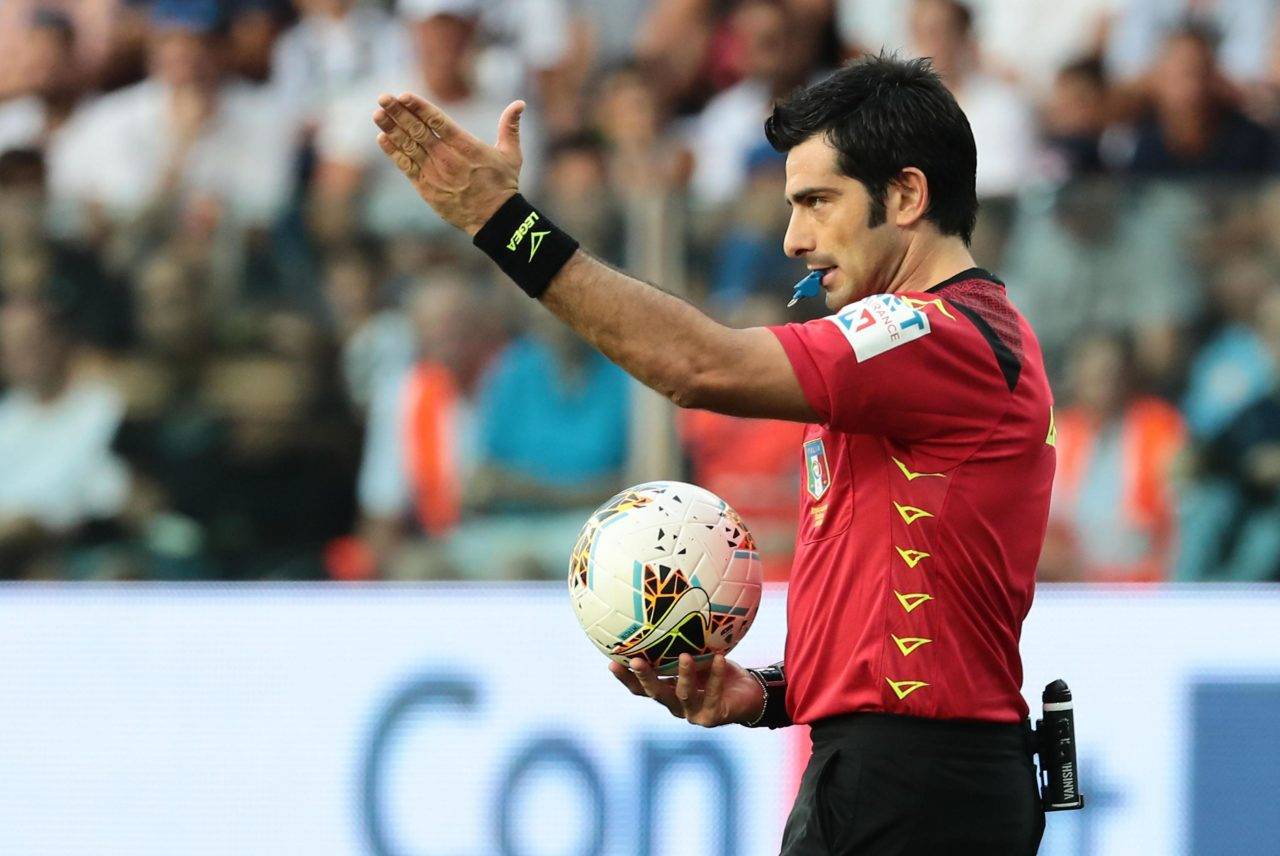 罗马主场遭逆转，争议判罚引发热议