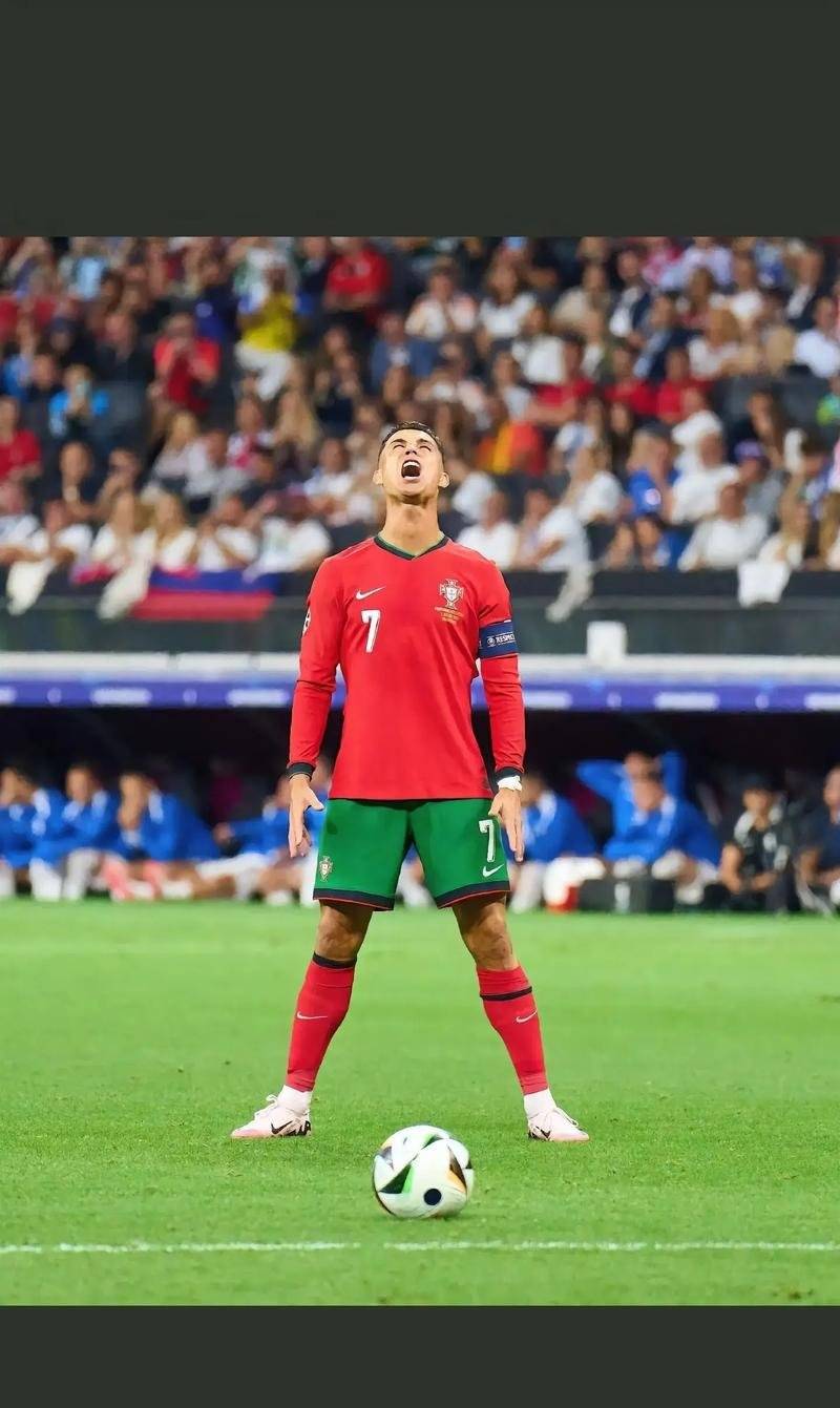 关于明星球员将参与重要足球比赛的信息 关于明星球员将参与重要足球比赛的信息