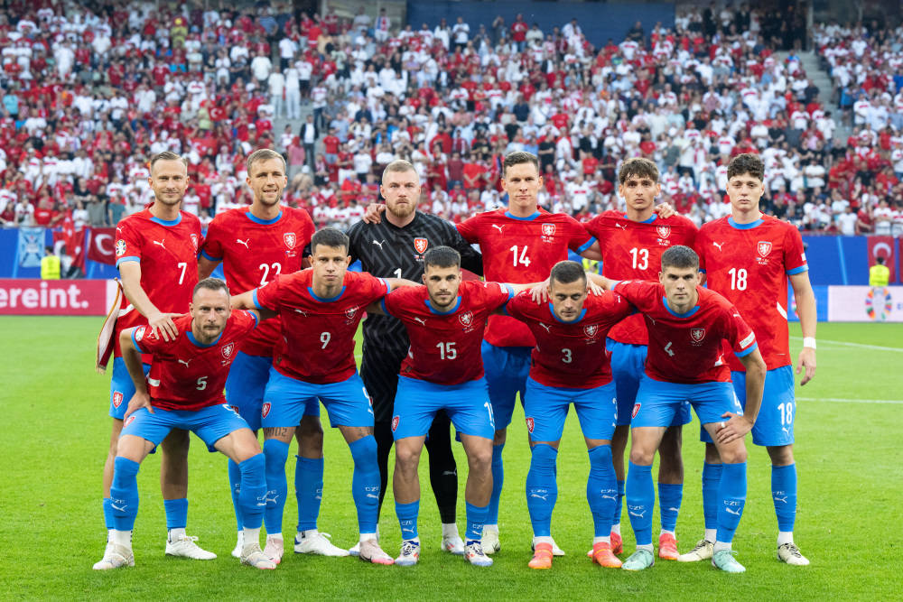 关于捷克战胜对手,小组出线前景备受期待的信息 关于捷克战胜对手,小组出线前景备受期待的信息