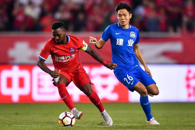 包含苏宁主场遭遇五连败，保级压力巨大的词条