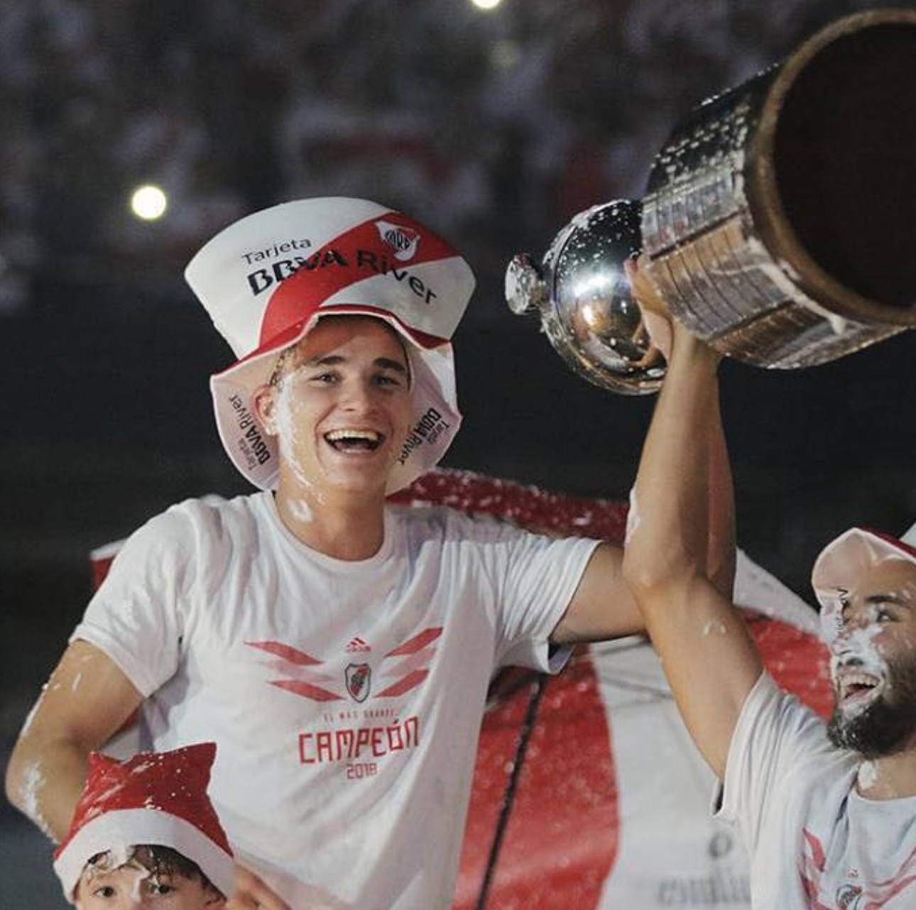 关于路易斯·阿尔瓦雷斯进球,帮助球队备战决赛的信息 关于路易斯·阿尔瓦雷斯进球,帮助球队备战决赛的信息