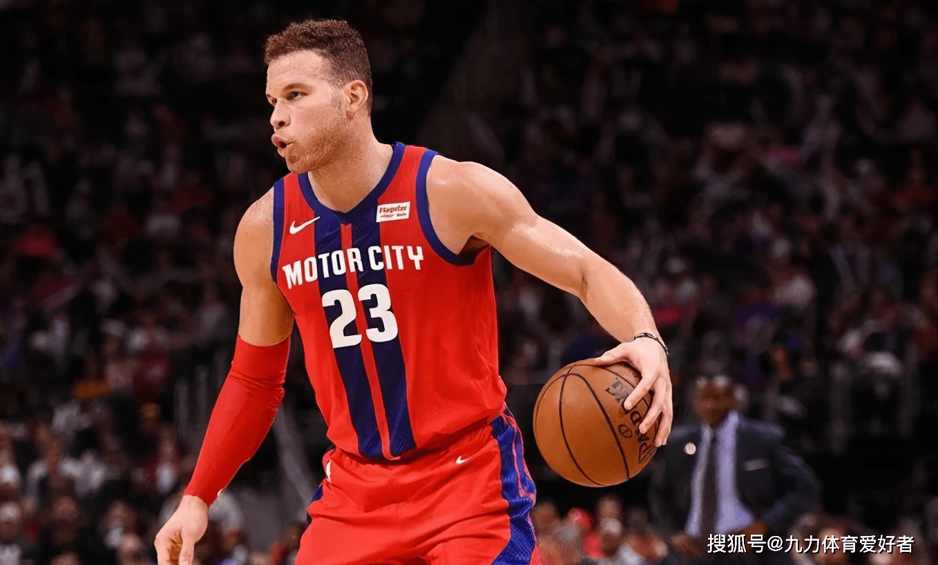 九游体育直播-火箭狂轰乱炸阿里扎碾压死敌驱客风绝响